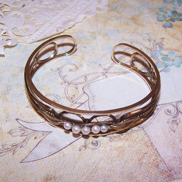 CARL ART 1/20th 12K Gold Filled Cultured Pearl Cuff Bracelet - Picture 2 of 4